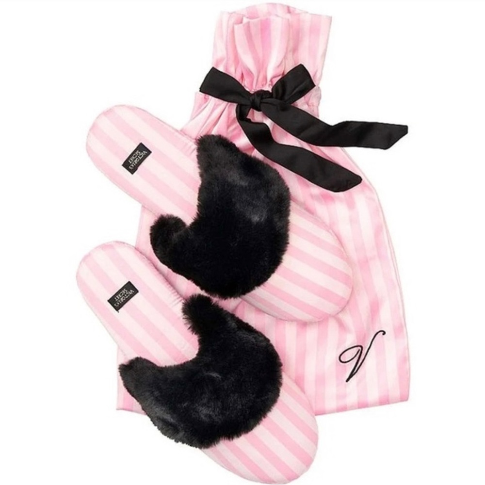 Victoria's Secret Slippers Faux Fur Trim Satin Slippers size Medium 7-8 Women’s